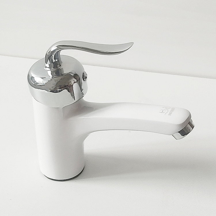 شیر روشویی سفید کروم