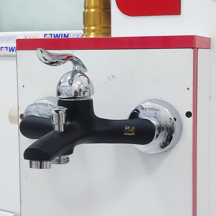 شیرحمام مشکی نقره ای